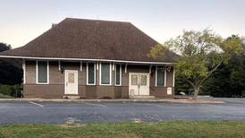 Mendota couple opens vintage candy and antiques store in historic depot