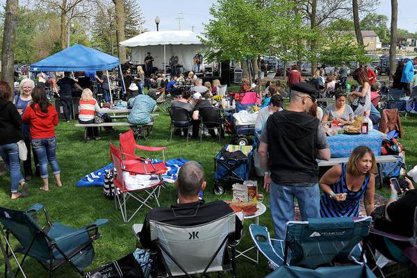 Oswego police issue traffic alert for this weekend’s Wine on the Fox festival, here’s where to park