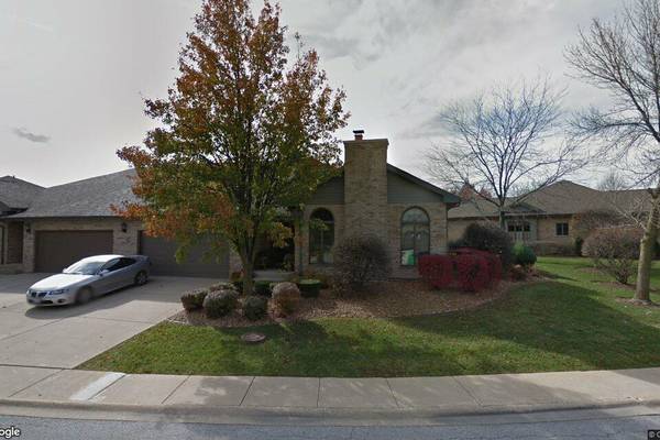 Sale closed in Frankfort: $470,000 for a condominium