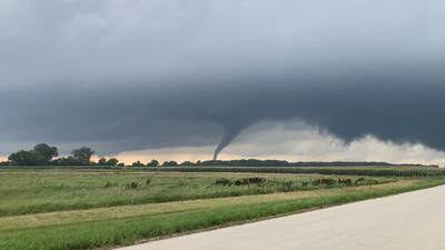 Severe thunderstorms on Friday could bring tornadoes, heavy damage to northern Illinois