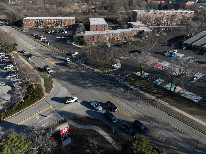 Residents living near Roosevelt Road and Fapp in Wheaton want a traffic light and a protected crosswalk installed a short distance to the west near thee entrances to St. Francis High School and Target because there have been pedestrian fatalities in that area.