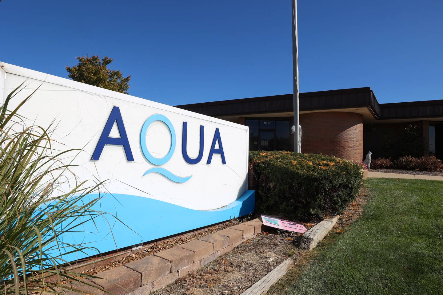 The Aqua Illinois office on South Schuyler Avenue is shown on Wednesday, Oct. 29, 2025. Aqua America, the company which owns area water supplier Aqua Illinois, has been sold and is expected to begin operating under the name American Water in 2027 following the merger of American Water Works and Essential Utilities Inc., in which Aqua America operates.