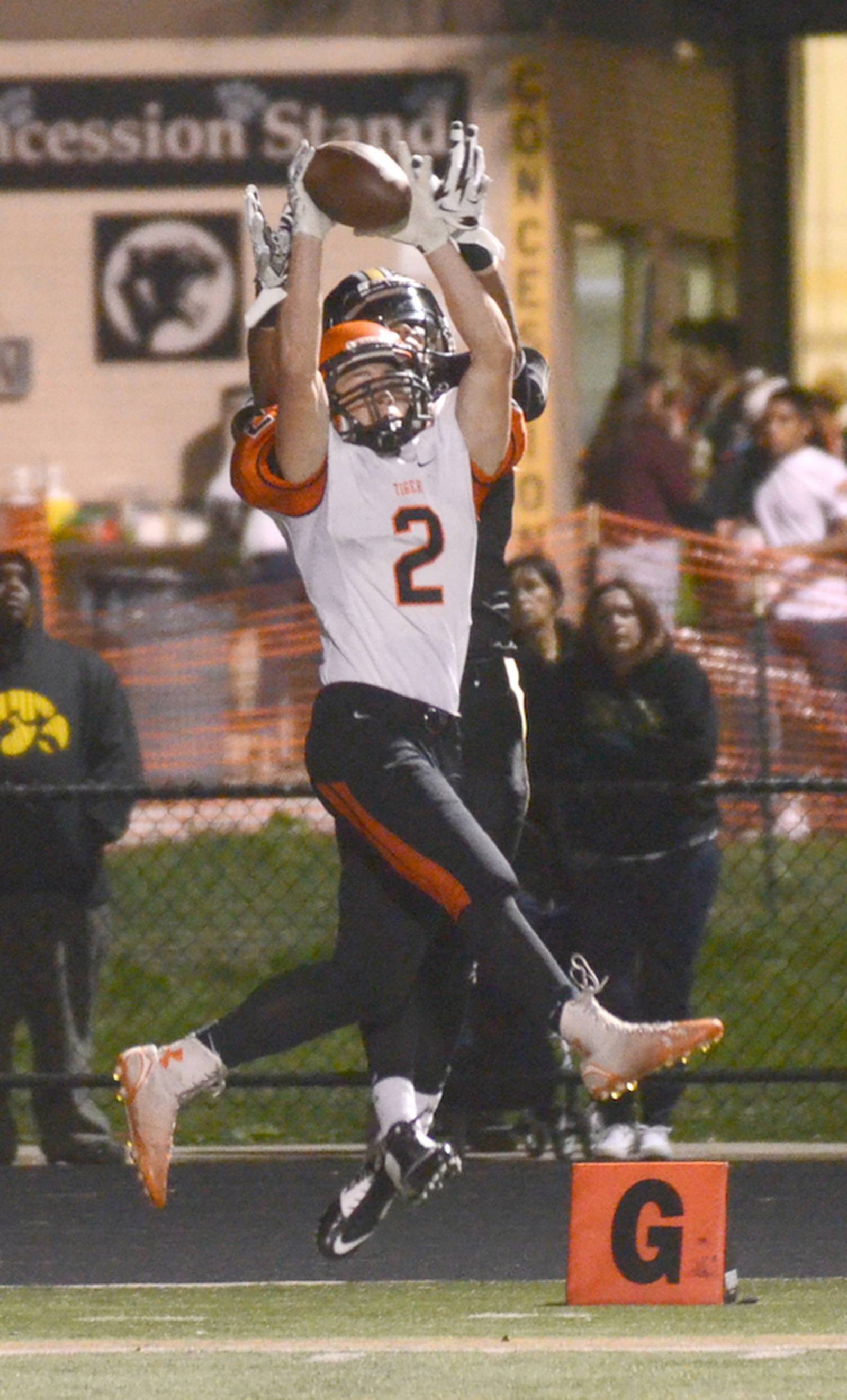 High school football Wheaton Warrenville South struggles on offense