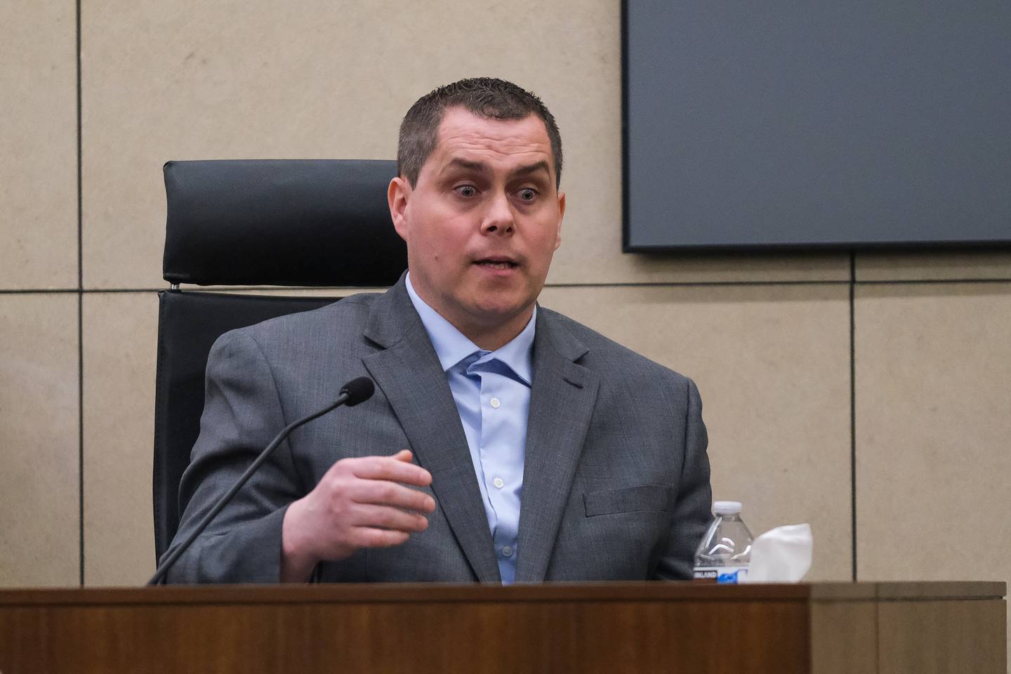 Jeremy Boshears, 36, becomes emotions while giving testimony on the events that transpired the night of Kailtyln Kearns death. Boshears is charged with the murder of Kaitlyn “Katie” Kearns, 24, on Nov. 13, 2017. Wednesday, April 27, 2022, in Joliet.