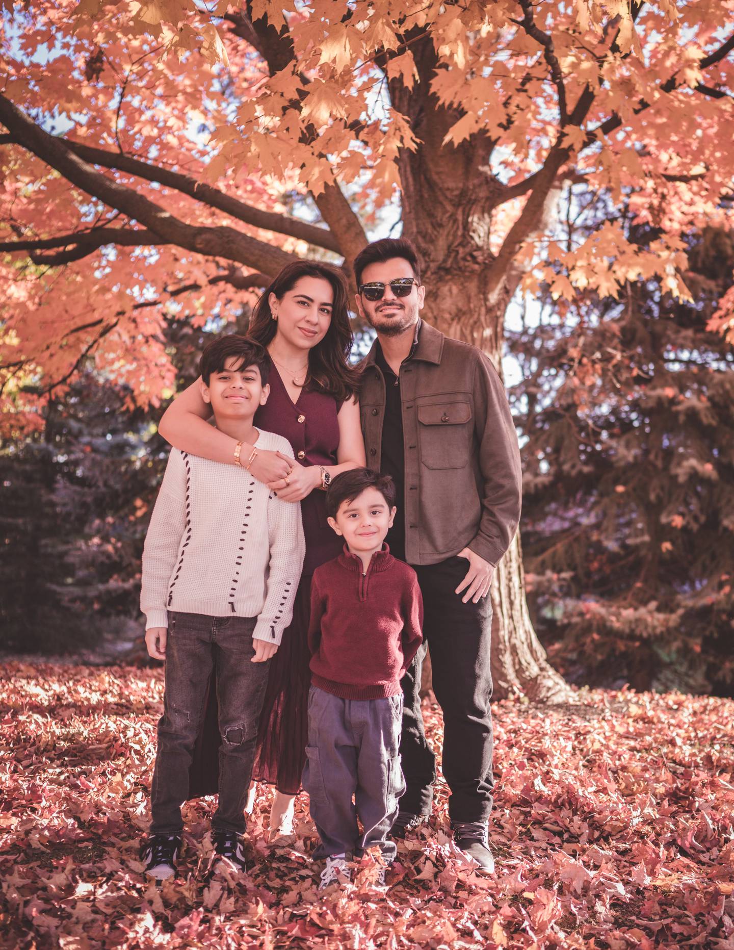 While working a part-time job in finance in 2012, Chaudhari began selling leather products through Etsy, the global online marketplace that focuses on such goods. After gaining some attention there, she began selling items through Amazon.