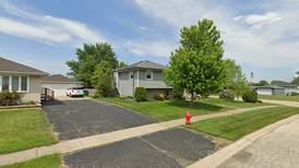 Single-family home sells in Joliet for $354,900