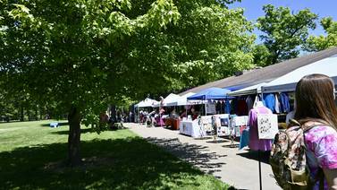 Oglesby’s ‘Bark in the Park’ returns with dogs, vendors and games