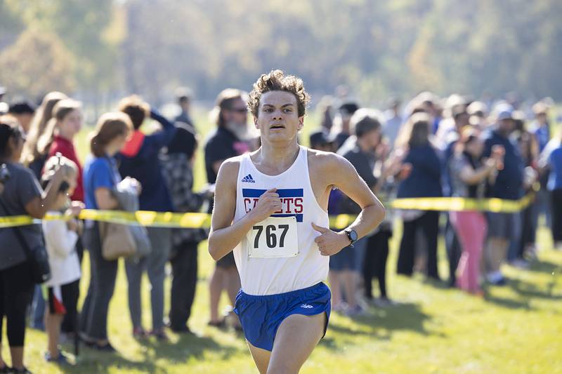 Marmion’s Connor Carlson takes third Saturday, Oct. 22, 2022 class 2A cross country regional in Sterling.