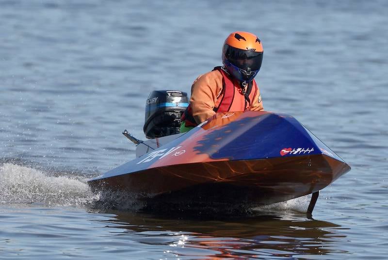 Rayce Bosnich, competes during the National Anthem US Title Series (USTS) Pro National Championship Boat Races on Friday, July 25, 2025 in DePue.