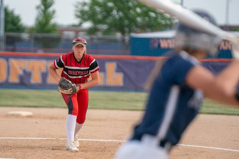 Photos Yorkville vs. Oswego East in Class 4A softball sectional
