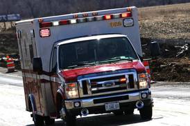 Aurora man killed in motorcycle crash in Kendall County 