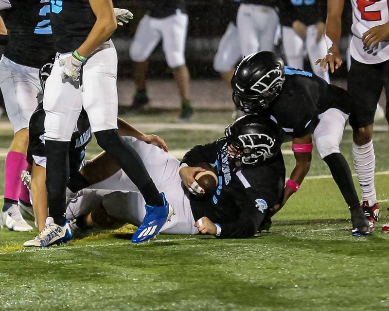 Willowbrook's Eddie Devens (52) recovers a fumble during Class 7A football playoff game between Yorkville at Willowbrook.   Oct 27, 2023.