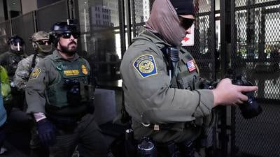 Illinois lawmakers approve ban on civil immigration arrests in state courthouses