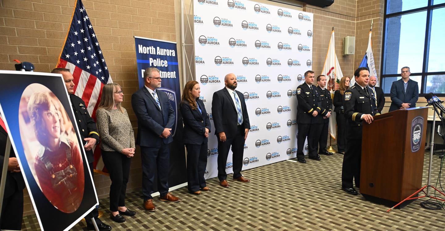 North Aurora Police Chief Joe DeLeo speaks during a press conference Wednesday. The North Aurora Police Department and the Kane County States’s Attorney’s Office announced that they have determined that the late Bruce Lindahl, who is suspected in several other 1970s murders, is person who killed 19-year old Halle in March, 1979.