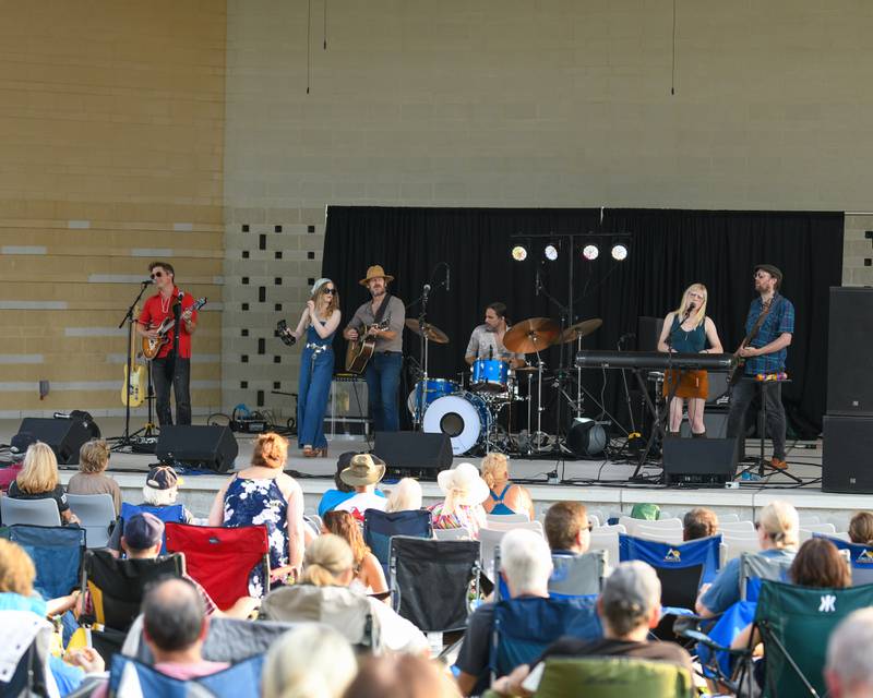 Second Hand News: ATribute to Fleetwood Mac band performs before Rocks Off: A Tribute to The Rolling Stones on Friday Aug. 2, 2024, held at Memorial Park in Wheaton.