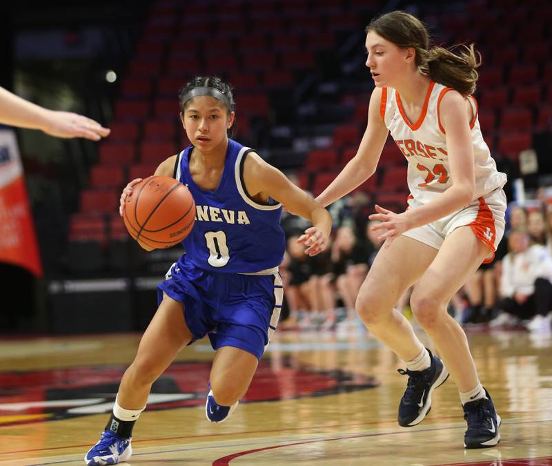 Geneva's Rilee Hasegawa sprints into the lane as Hersey's KiKi Craft defends during the Class 4A third place game on Friday, March 3, 2023 at CEFCU Arena in Normal.