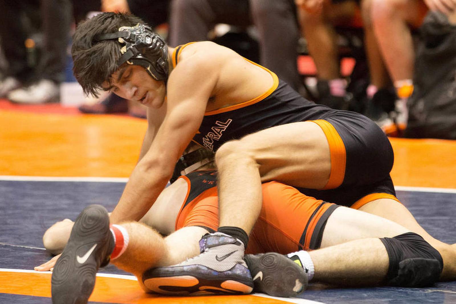 High school wrestling Crystal Lake Central falls to Washington in
