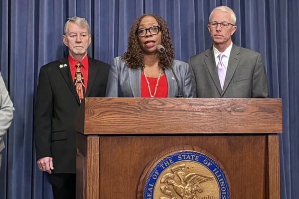 Illinois mayors call on Pritzker to rethink flat local government funding