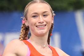 Sandwich’s Sunny Weber wins sectional race: Saturday’s Record Newspapers sports roundup