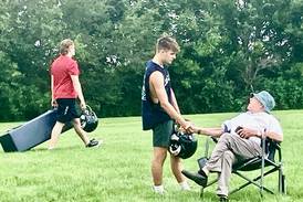 Hall of Fame coach John Elder visits Bureau Valley Camp