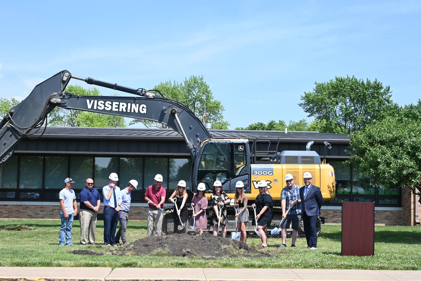 A groundbreaking ceremony for the first phase of the expansion of Northwest Elementary School in La Salle was held on Friday afternoon.