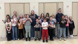 Ogle and Carroll county students take part in agriculture and Tootsie Roll activity