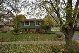 Sale closed in Geneva: $475,000 for a single-family home