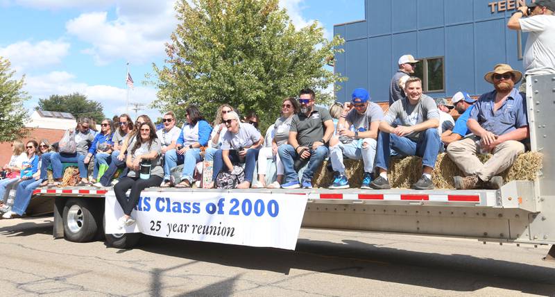 The Princeton High School class of 2000 rides on a float during the 54th annual Homestead Festival parade on Saturday, Sept. 6, 2025 in Princeton.