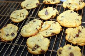 Things to Do: Ukelele concert set in Fulton, have breakfast with Santa in Albany 