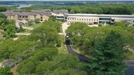 162 students graduate from IVCC in 2024 fall semester 