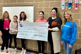 Dixon Reagan Middle School club raises funds for United Way