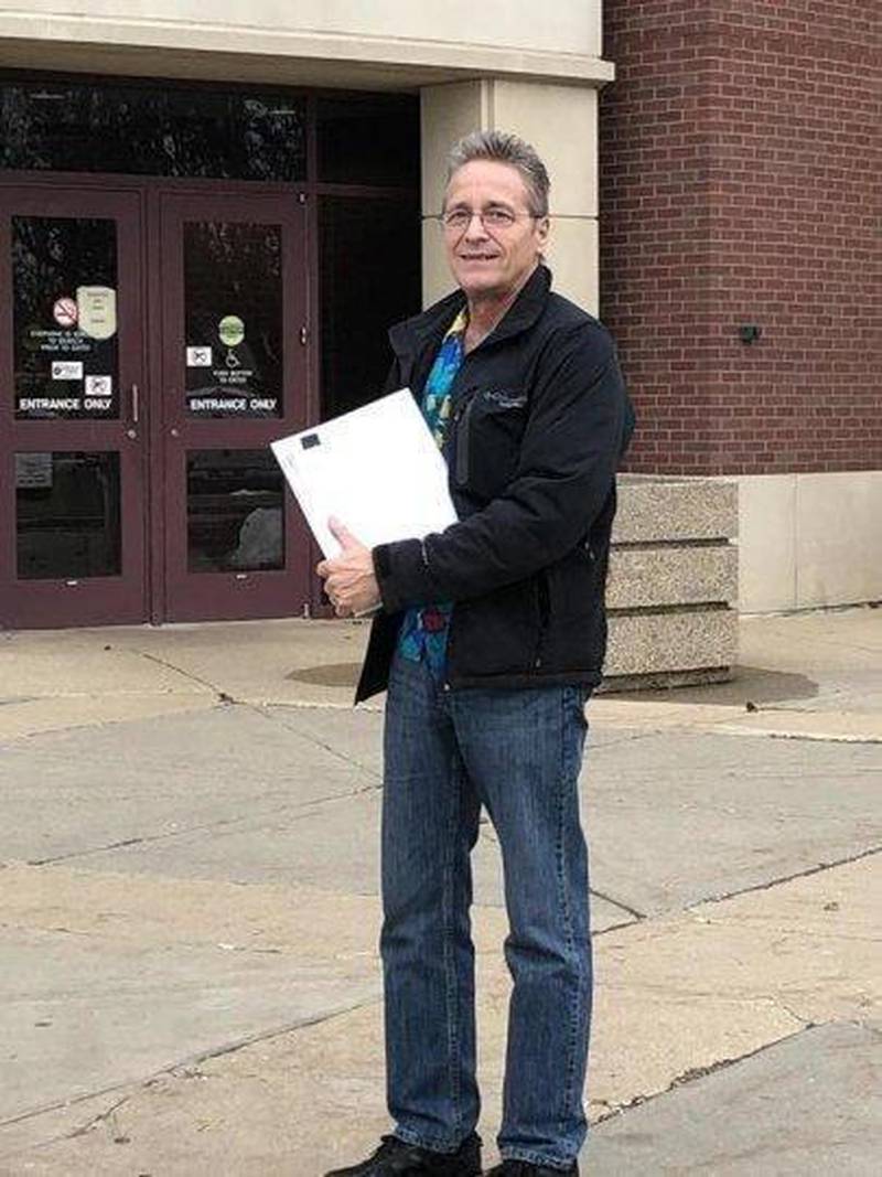 Robert Miller of Crystal Lake filed an appeal Dec. 14 with the McHenry County Circuit Court. He hopes to appear on the spring ballot despite turning in his statement of economic interest a day after the filing deadline.