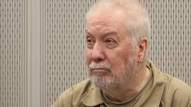 Judge finds no grounds to review Drew Peterson’s mental fitness