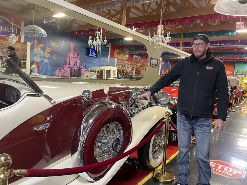 Volo Museum Marketing Director Jim Wojdyla talks about some of the features of the Duesenberg Boattail Speedster that Paramount Pictures rented from the museum for Brad Pitt to drive in the soon-to-be-released movie "Babylon."