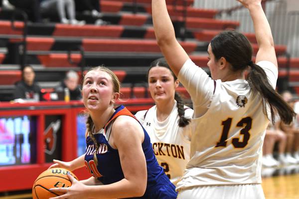 Eastland girls basketball improves to 3-0: Friday’s Sauk Valley roundup