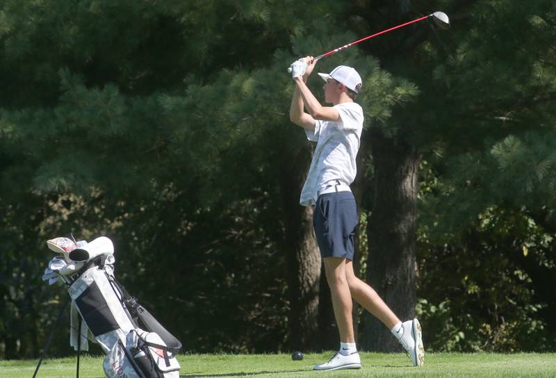 St. Viator's Zak Roesch tees off during the Pirate Invitational on Monday, Sept. 15, 2025 at Deer Park Golf Club in Oglesby.