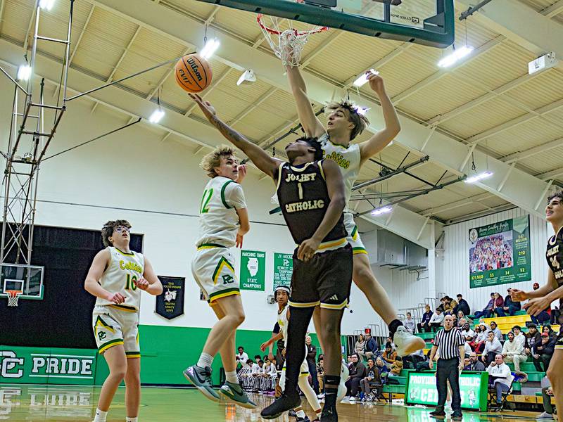 Jayden Armstrong helps Joliet Catholic outlast Providence 67-61