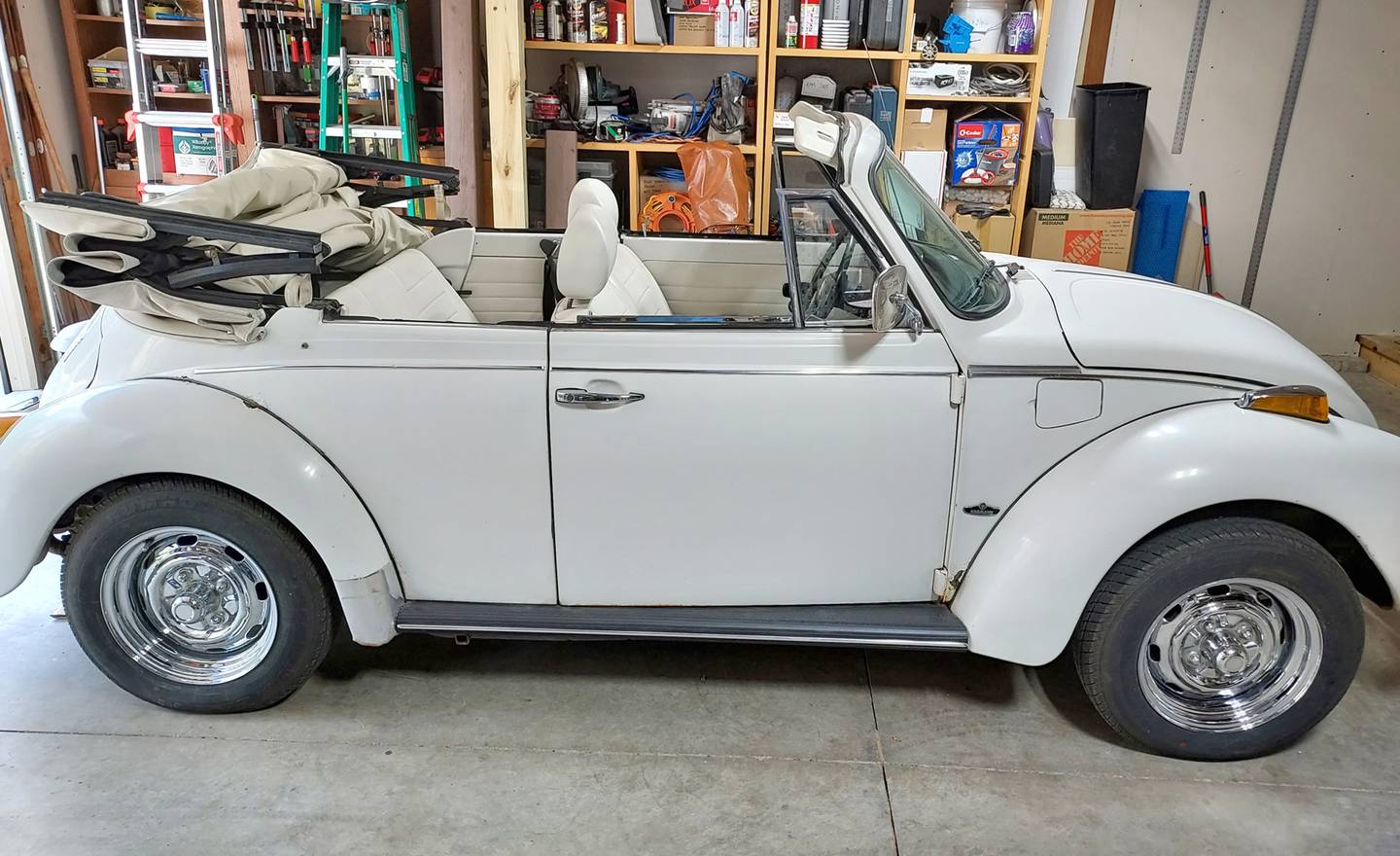 Photos by Rudy Host, Jr. - 1979 Volkswagon Beetle Side