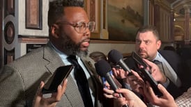 Illinois House unveils new version of Bears’ megaprojects bill