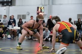 Teams tune up for wrestling postseason at Reed-Custer Comet Classic