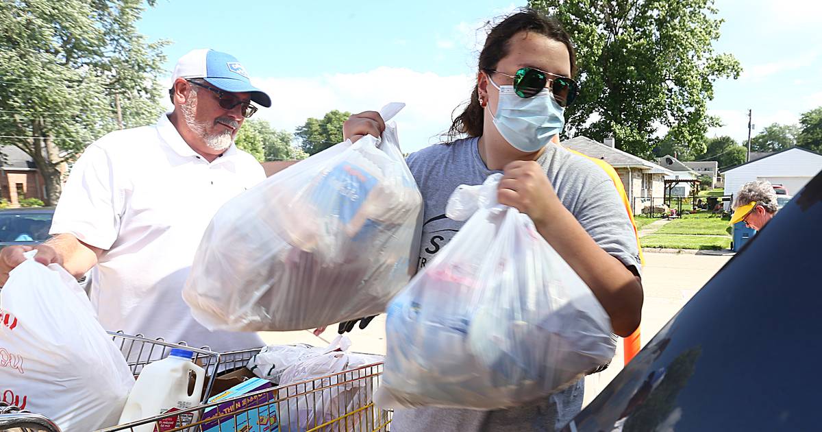 Illinois Valley food pantries: ‘We’re starting to feel the hurt’