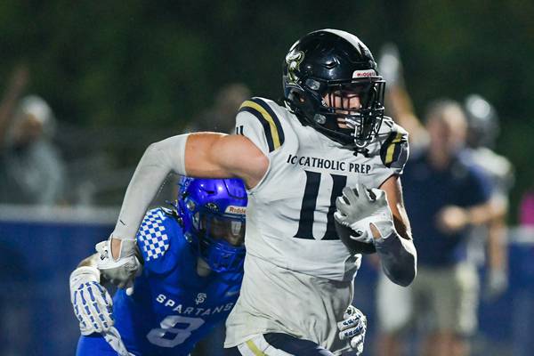 IC Catholic Prep, on Grant Bowen’s go-ahead TD catch, wins thriller at St. Francis