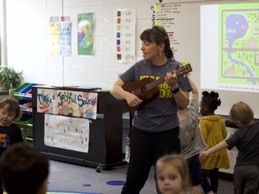Lockport music teacher engages students with dynamic activities