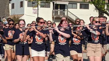 Oswego students celebrate high school homecoming week