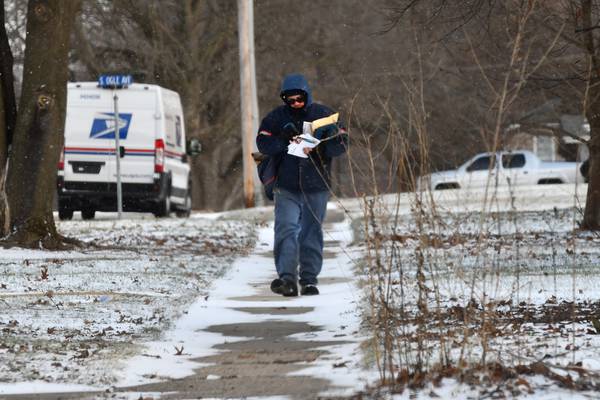 Snow, arctic cold to slam northern Illinois as hazardous travel looms