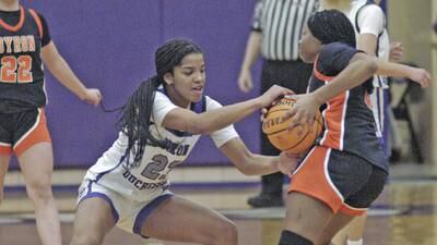 Dixon takes control, pulls away from Byron
