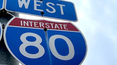 UPDATE: Multiple vehicles involved in 2 crashes along I-80 in Joliet Wednesday