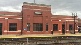 Emergency warming centers open across DuPage County during Arctic blast