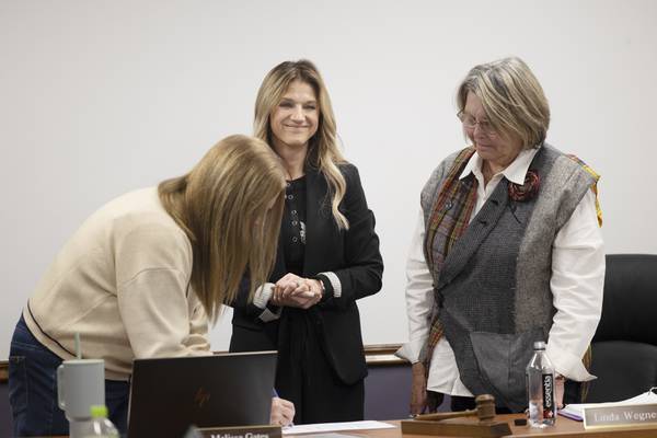 Dixon School Board selects Huyett as district’s next superintendent