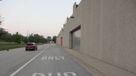 Joliet to move city garage into former Pace building 